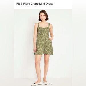 NWT Old Navy Olive and White Floral Dress Size L Tall